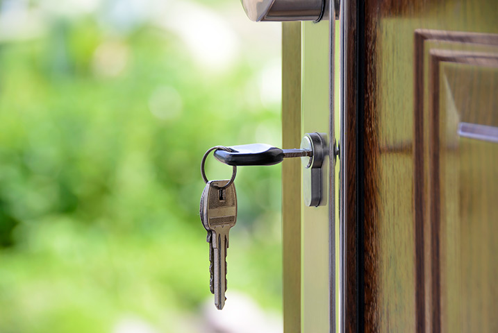 A2B Locks are able to provide local locksmiths in Sandridge to repair your broken locks. 